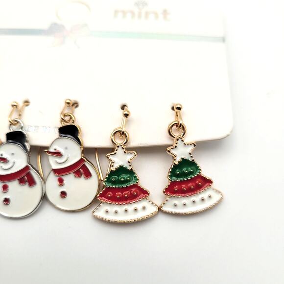 Holiday Christmas Fashion Earrings 3 Pair Tree Snowman Wreath Gift  Gold Tone - Picture 4 of 4